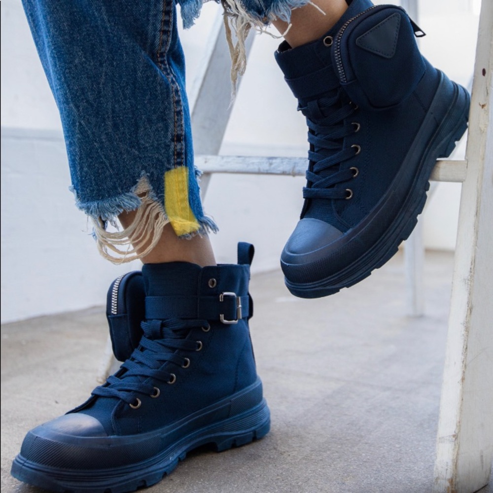 Navy Blue Fashion Sneaker with pouch design